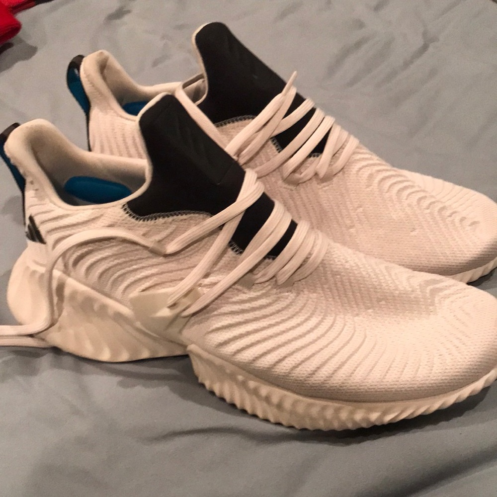 Adidas Bounce Sneakers